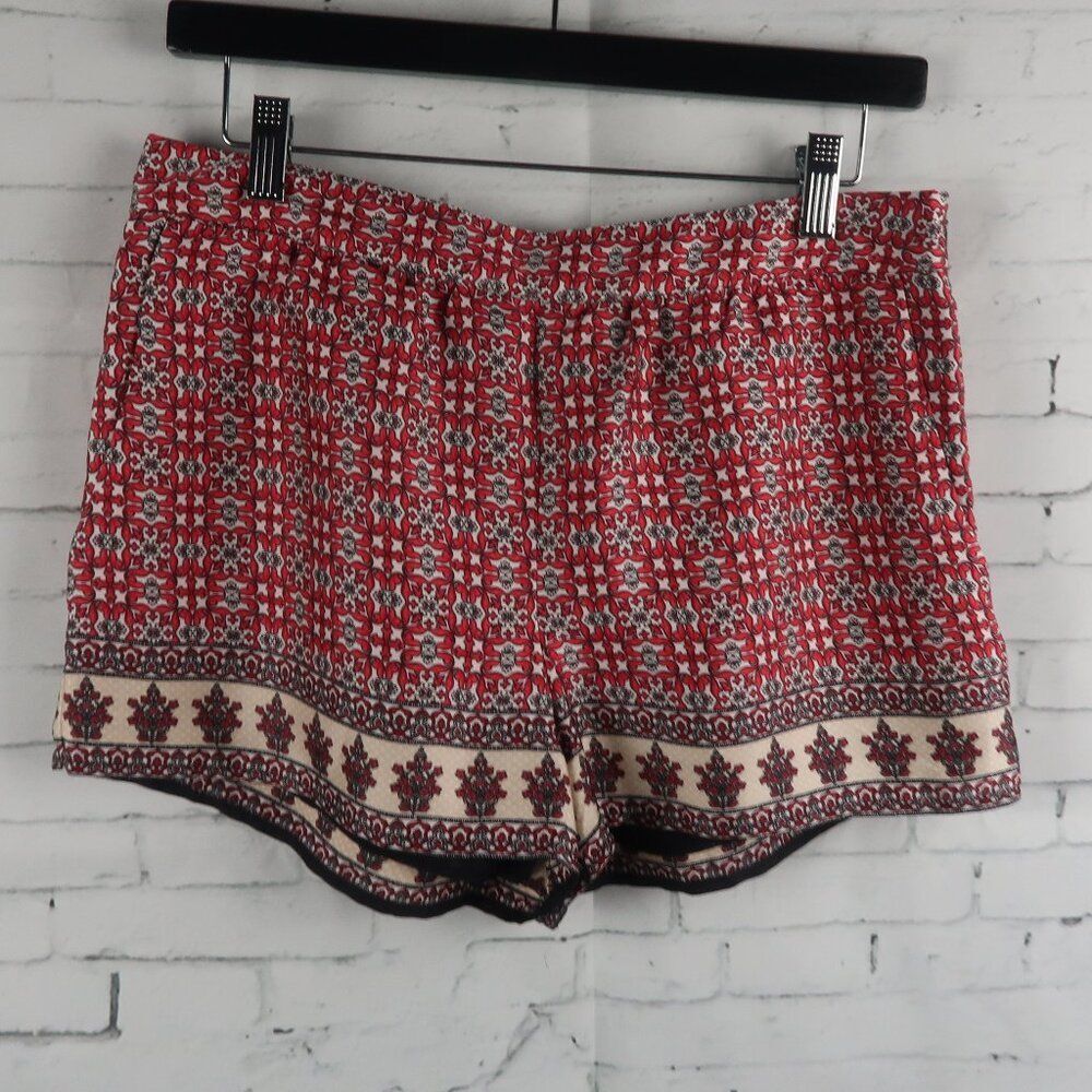 FOREVER 21 RED WHITE & BLACK ORNATE PRINT DRESS SHORTS WITH POCKETS SIZE 28